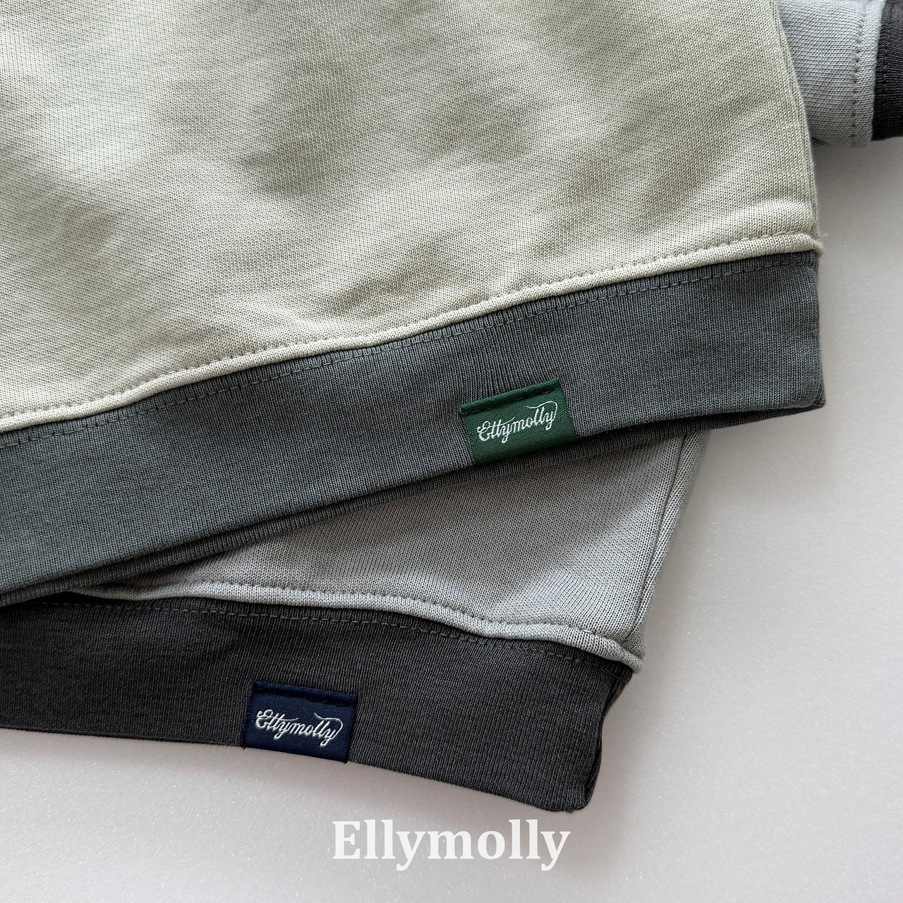Elly Molly Dusty Mood Tee