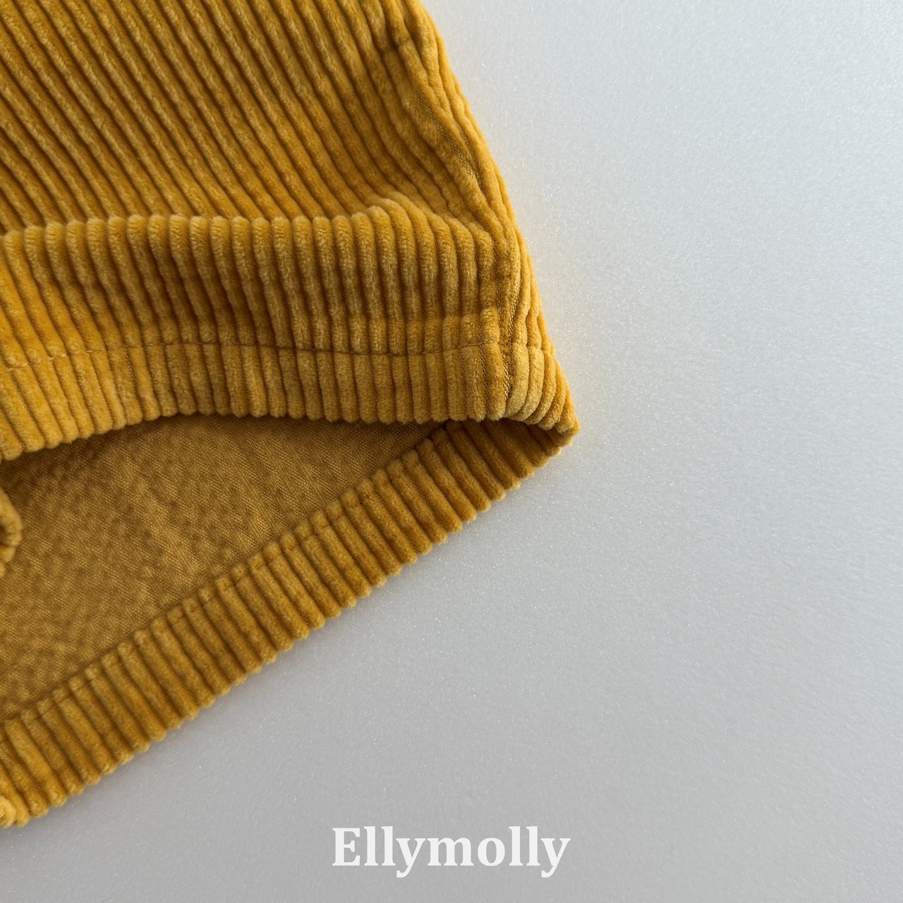 Elly Molly Soda Corduroy Cropped Pants
