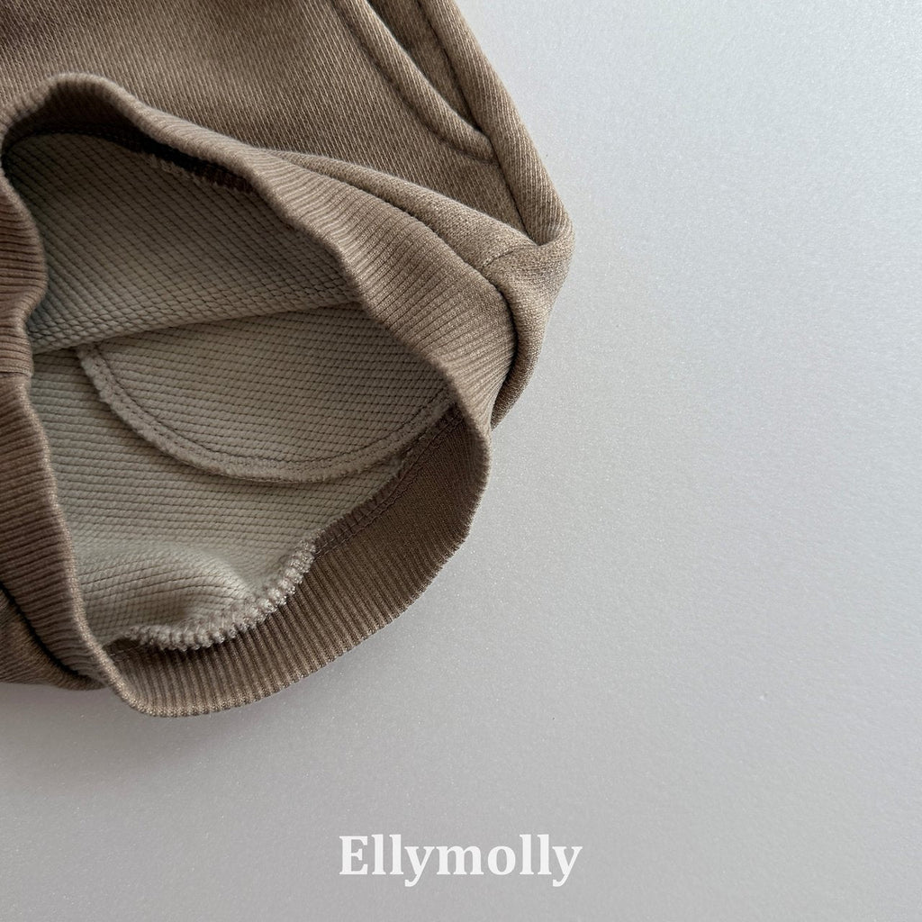 Elly Molly Arch Pigment Shorts