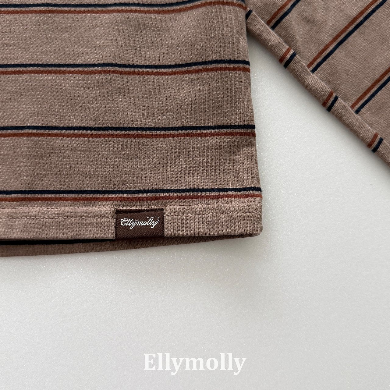 Elly Molly Diva Pigment Crop Tee