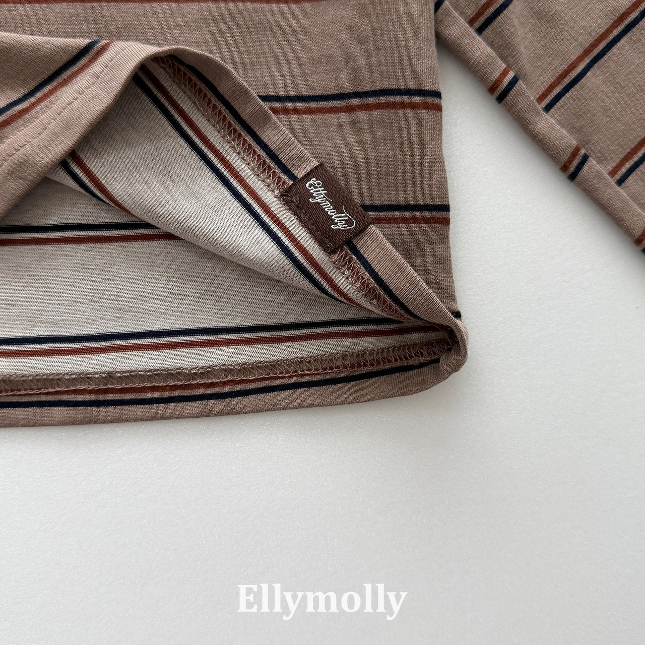 Elly Molly Diva Pigment Crop Tee