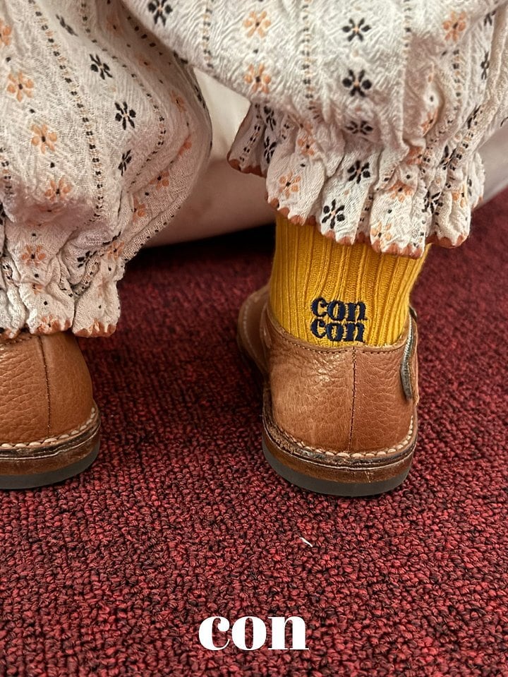con socks