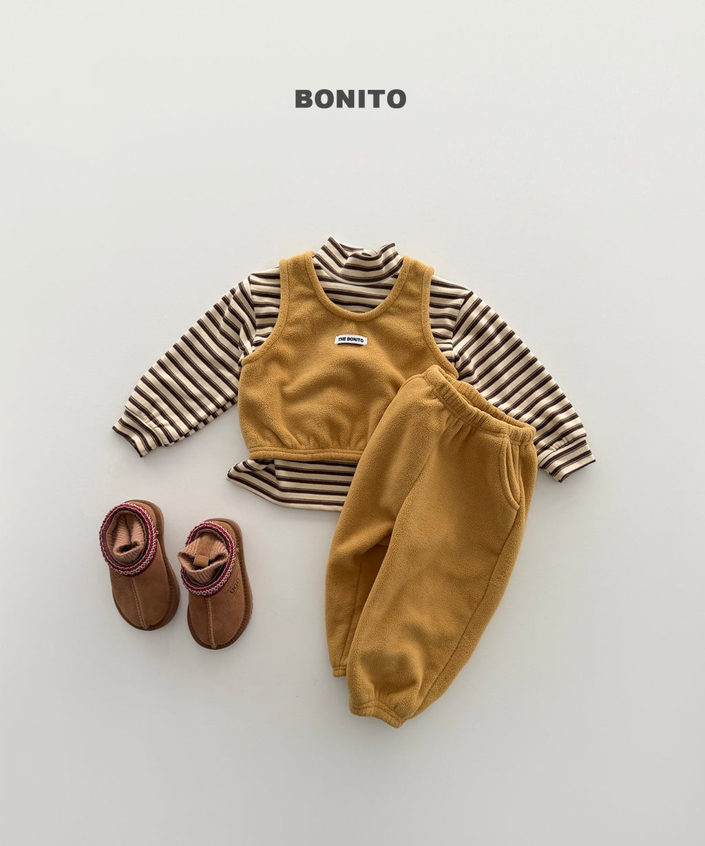 bonito ビスケット ベスト上下セット