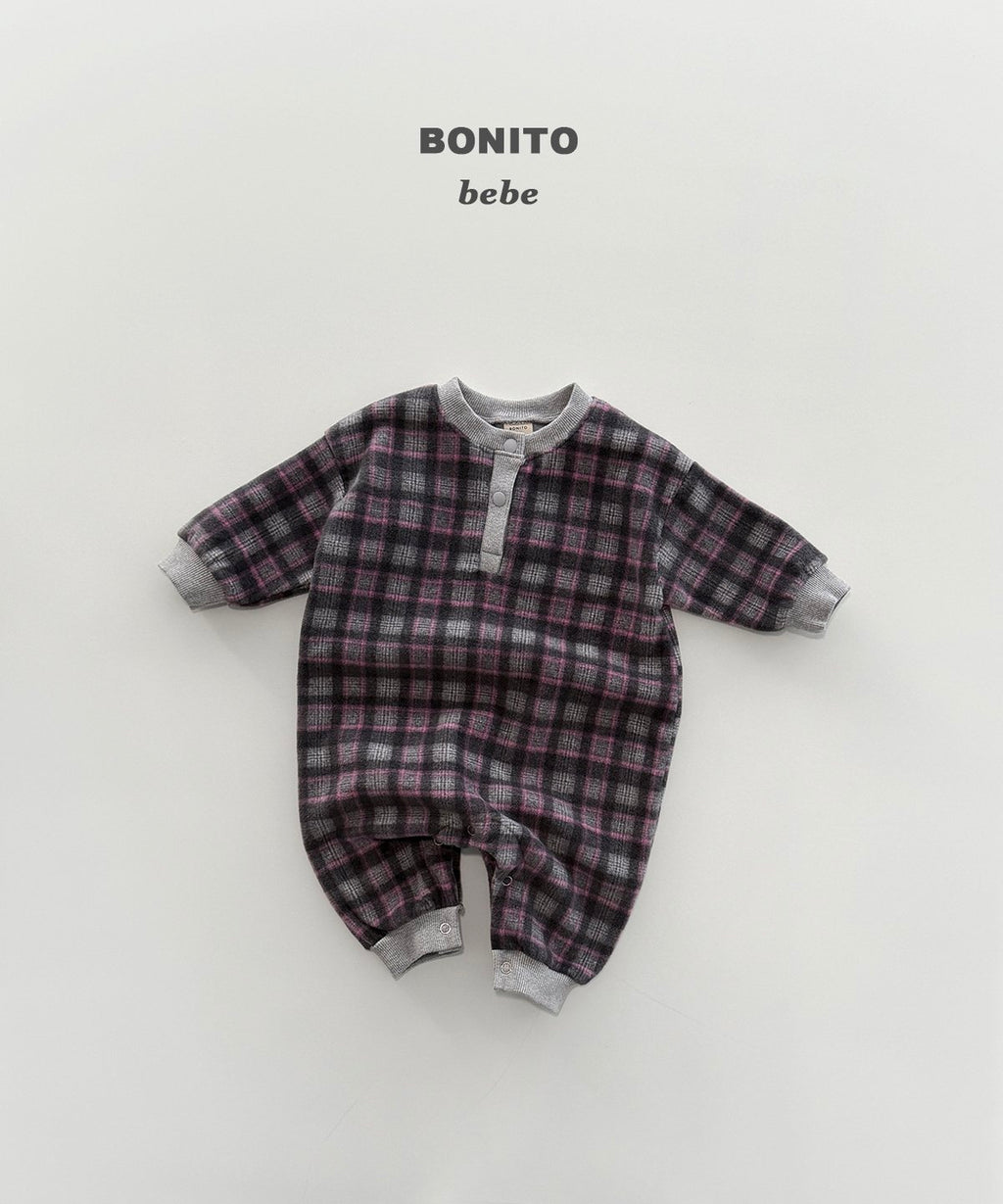 bonito ピンクシリーズ スーツ