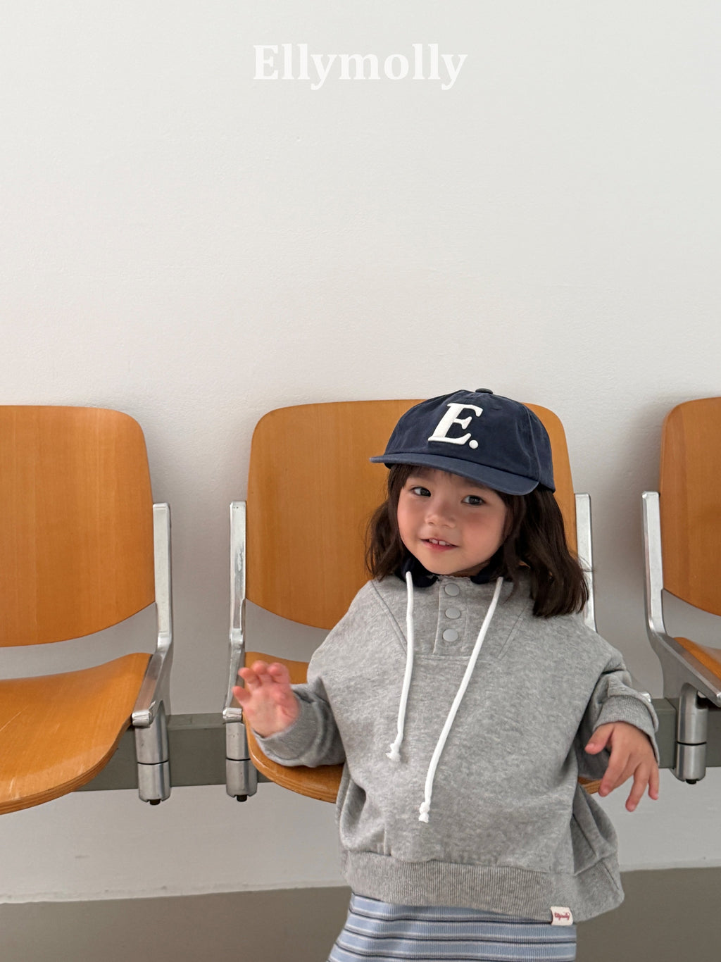 Elly Molly Two Tone Harbor Sweatshirt