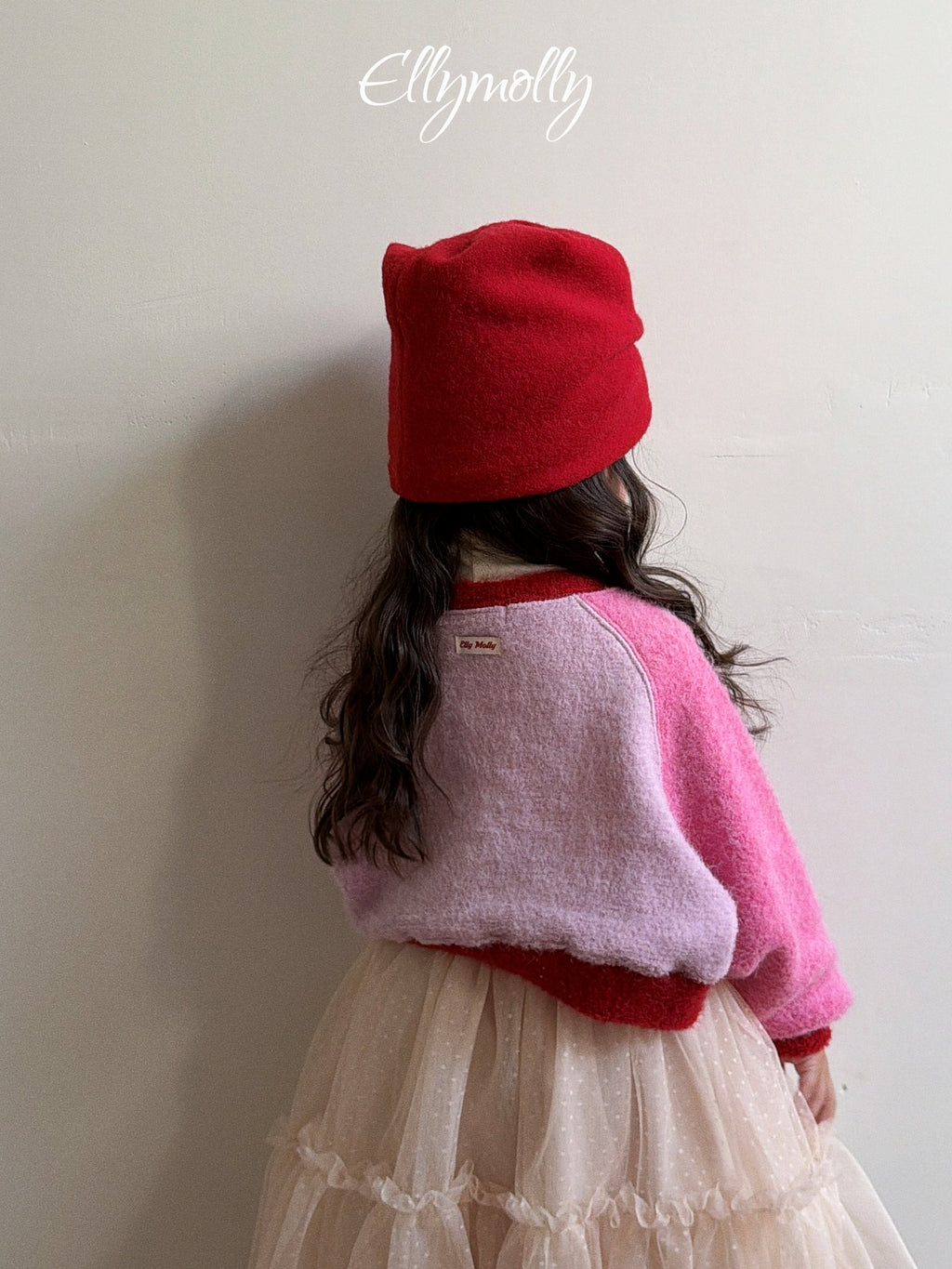 Elly Molly Sweet Muffin Raglan Sweatshirt
