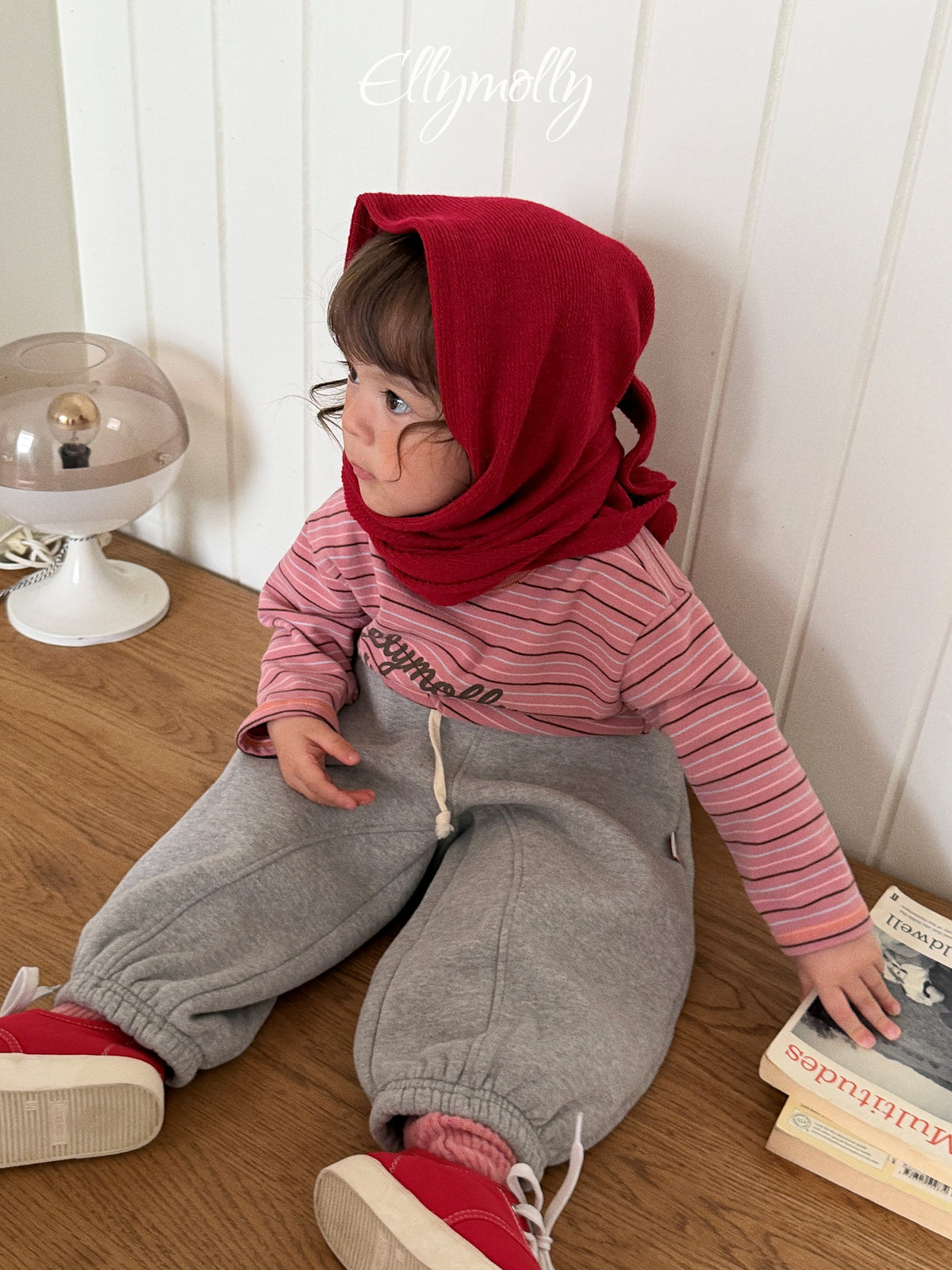 Elly Molly Arched Jogger Pants