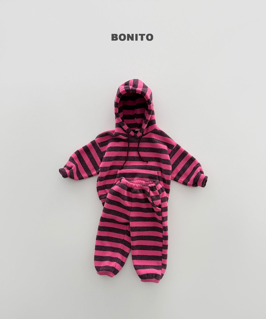bonito テンガン フリースパーカー