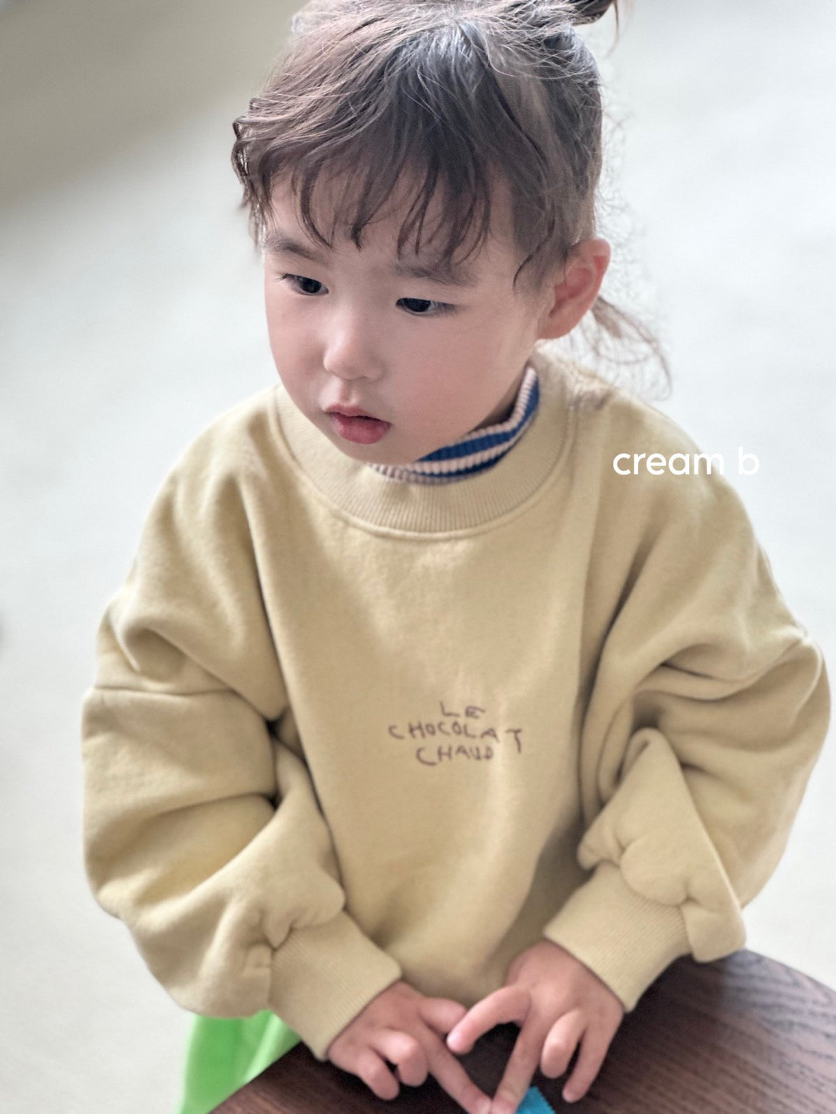 Creambbang Chocolat Brushed Sweatshirt