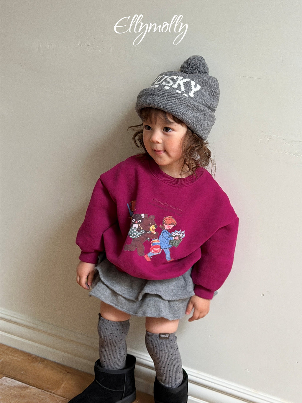 Elly Molly Market Friends Sweatshirt