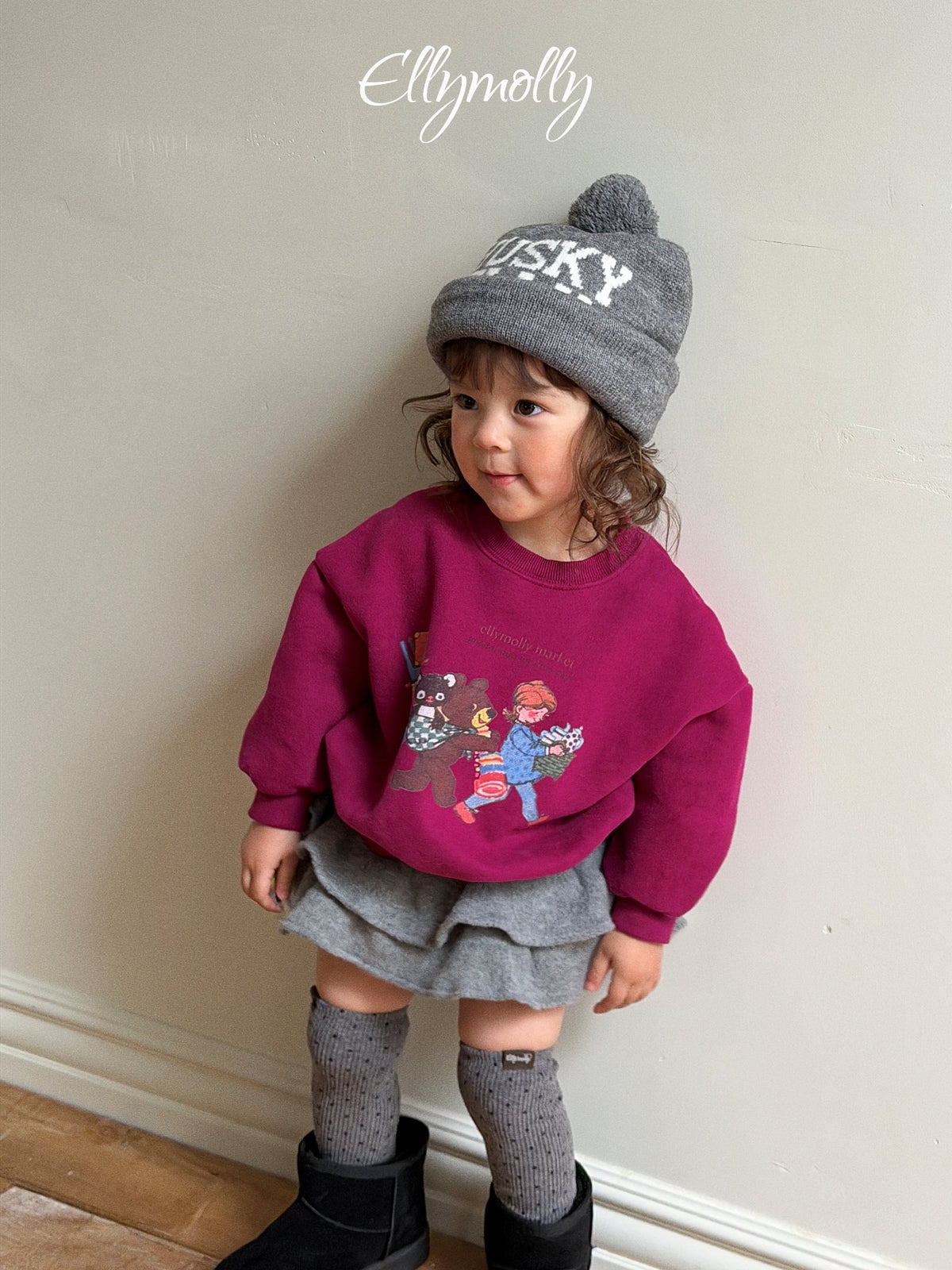 Elly Molly Market Friends Sweatshirt