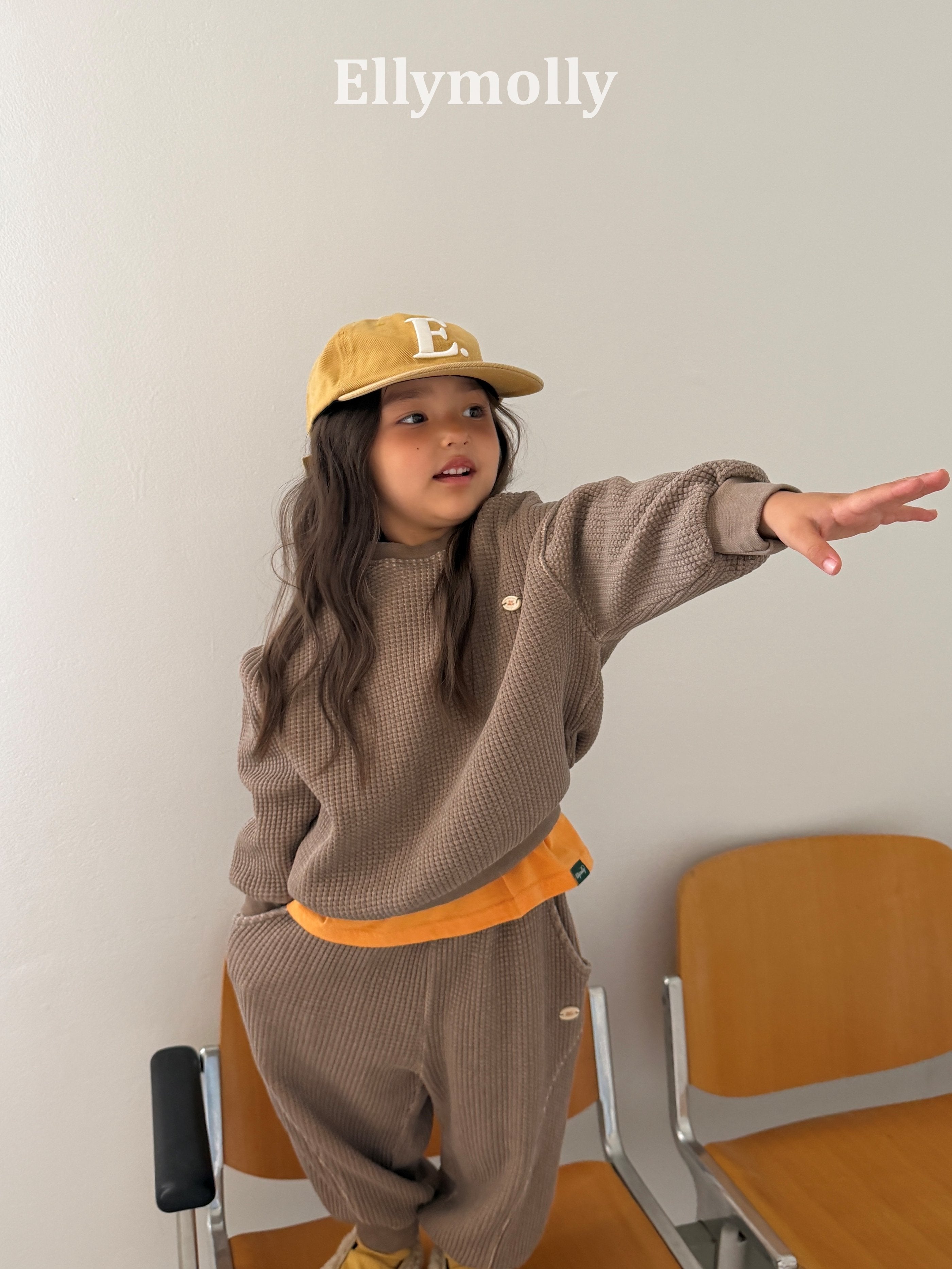 Elly Molly King Waffle Sweatshirt