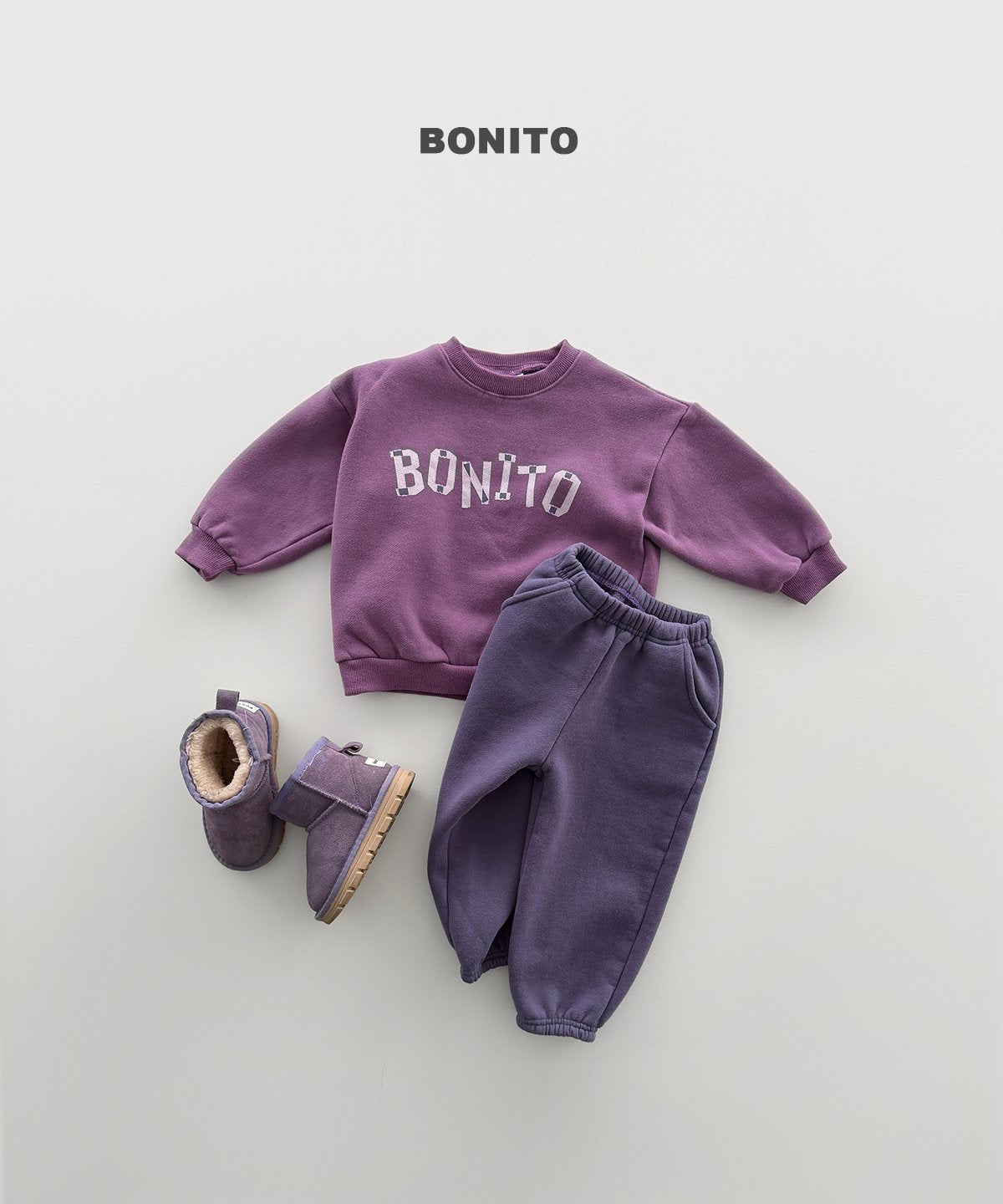 bonito ラフ ロゴスウェット