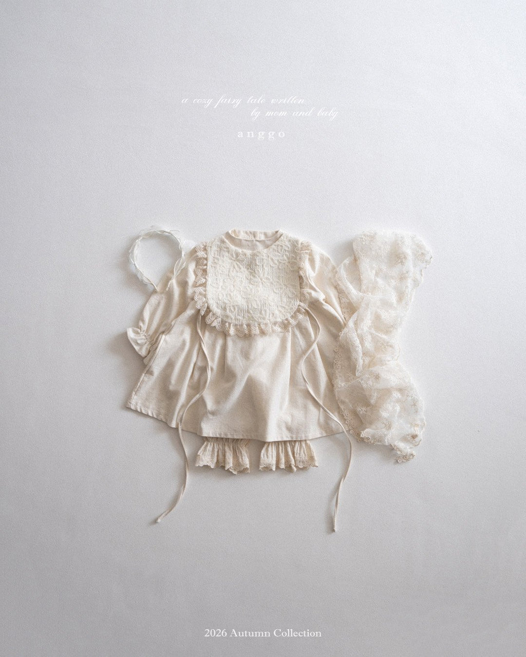 anggo Eyelet Lace Muffler