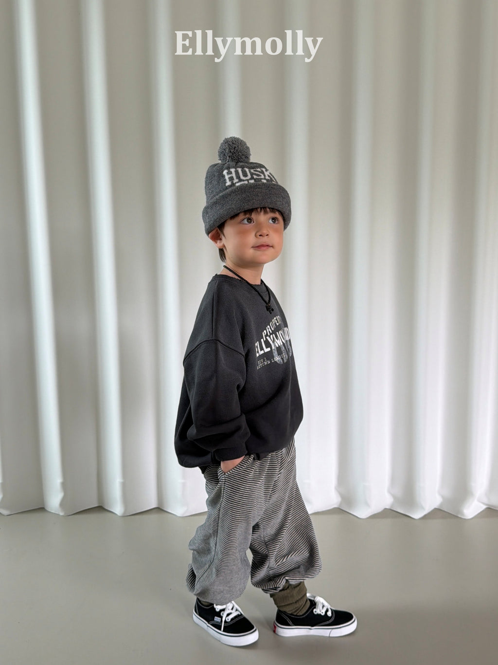Elly Molly Vintage Washed Sweatshirt