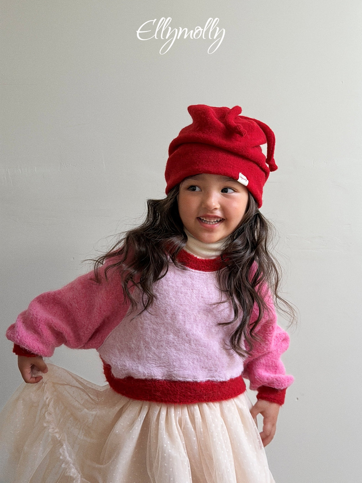 Elly Molly Sweet Muffin Raglan Sweatshirt