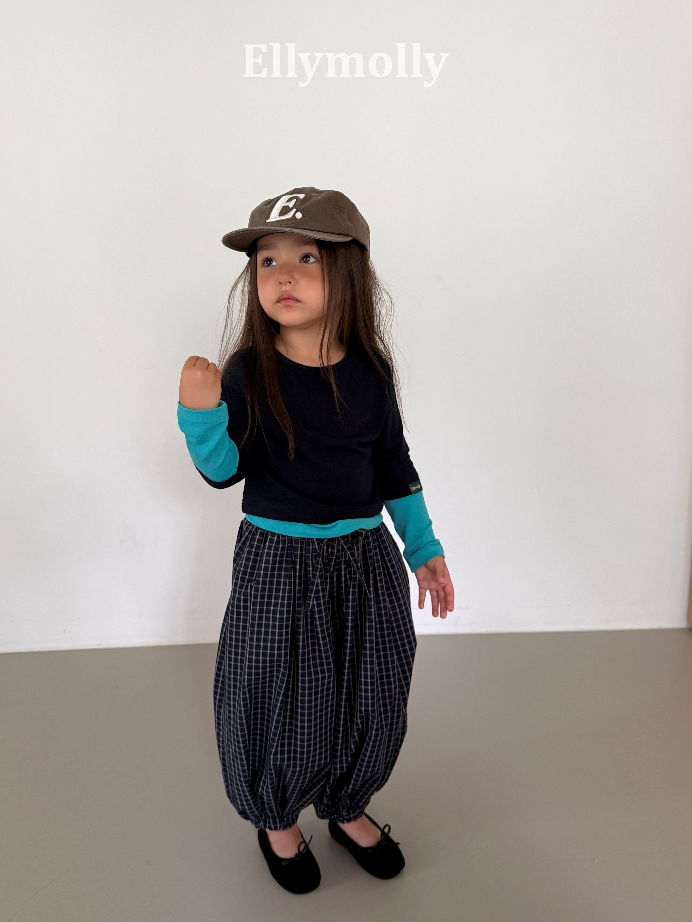 Elly Molly Rolling Color Block Tee