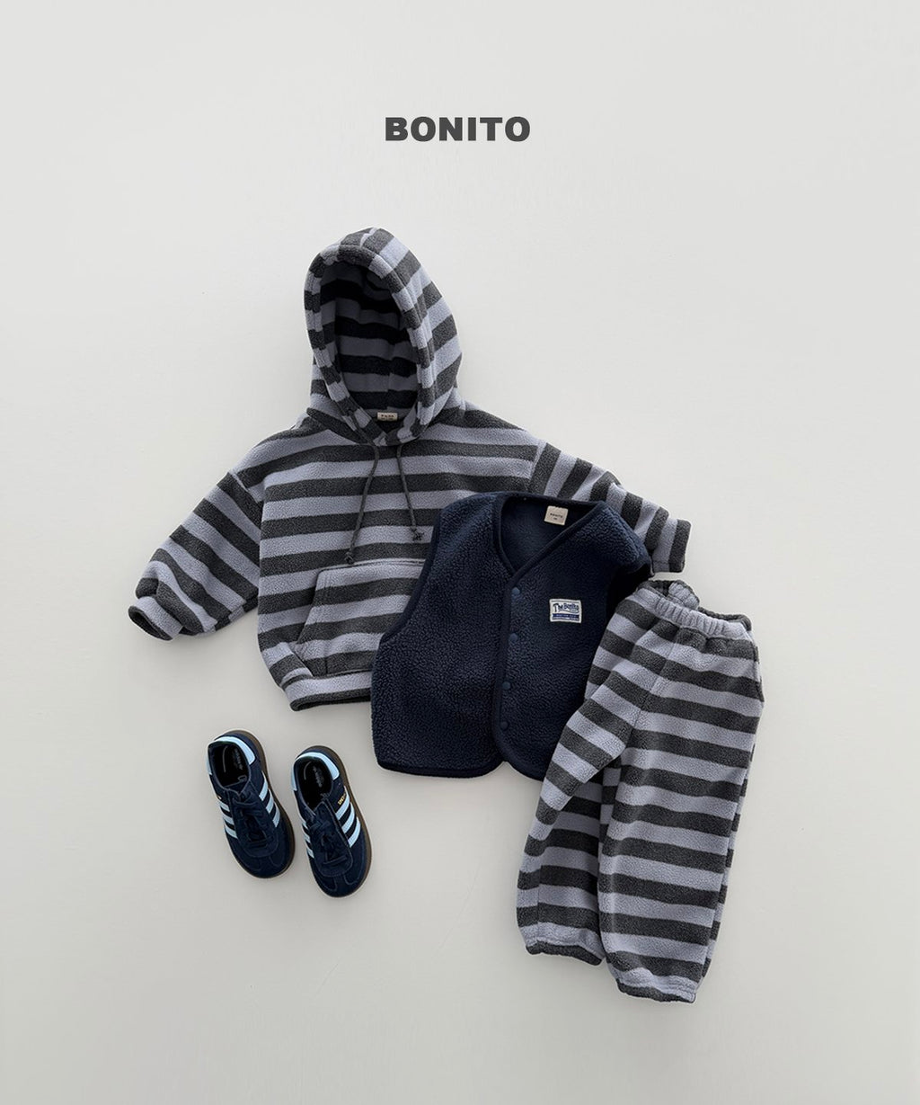 bonito テンガン フリースパーカー