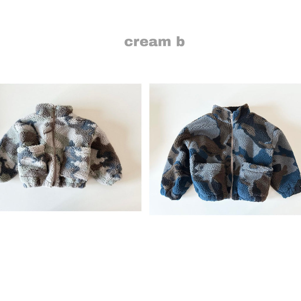Creambbang Fleece Camo Jumper