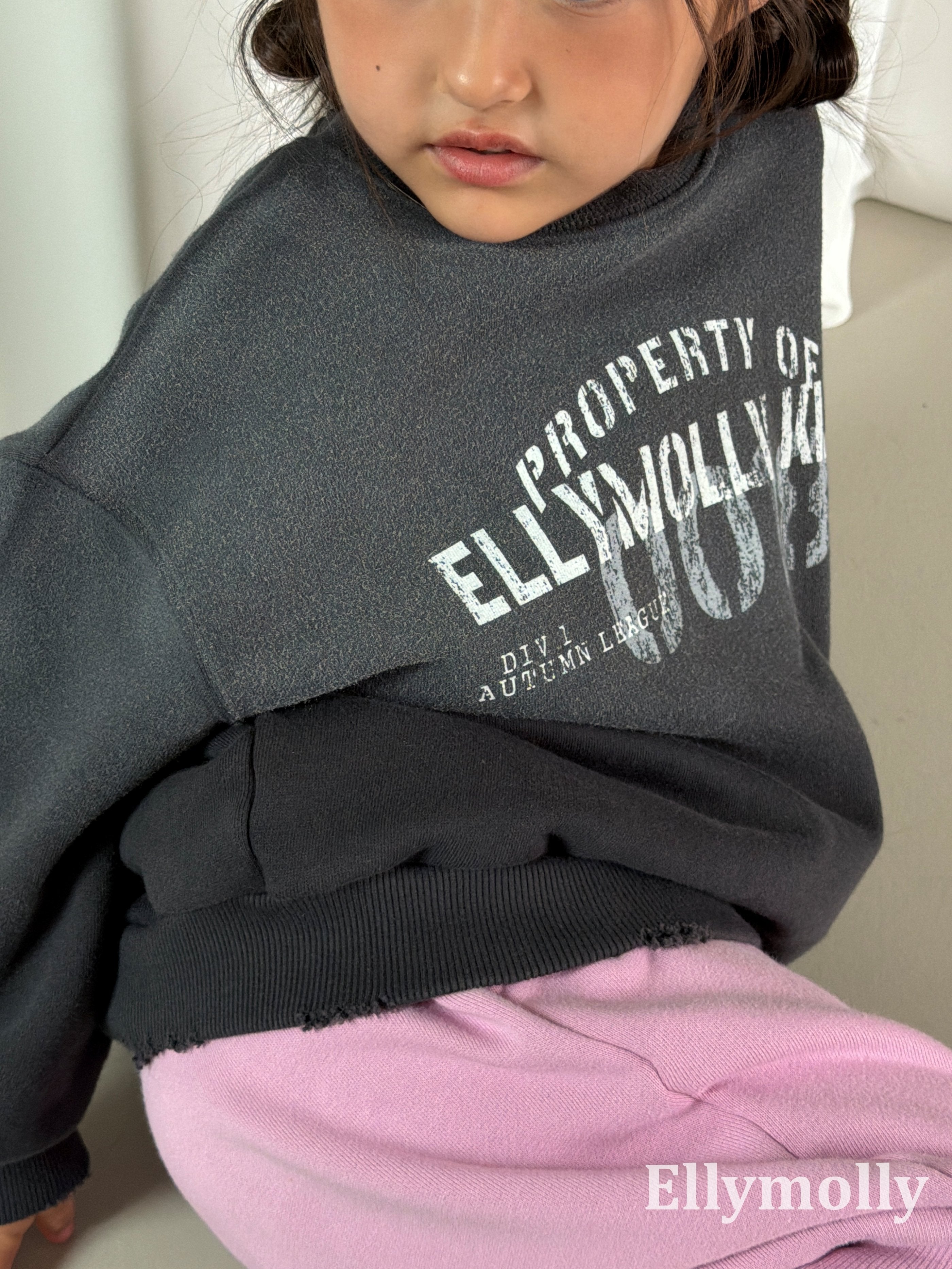 Elly Molly Vintage Washed Sweatshirt