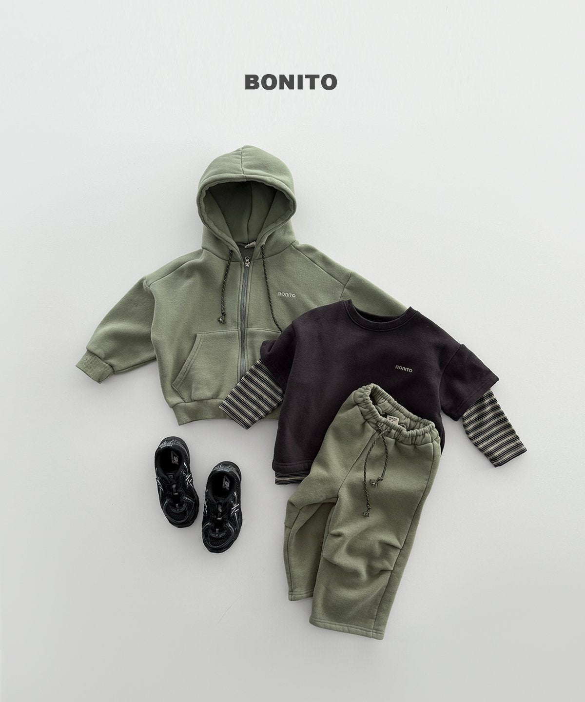 bonito ピンタック ストレートパンツ