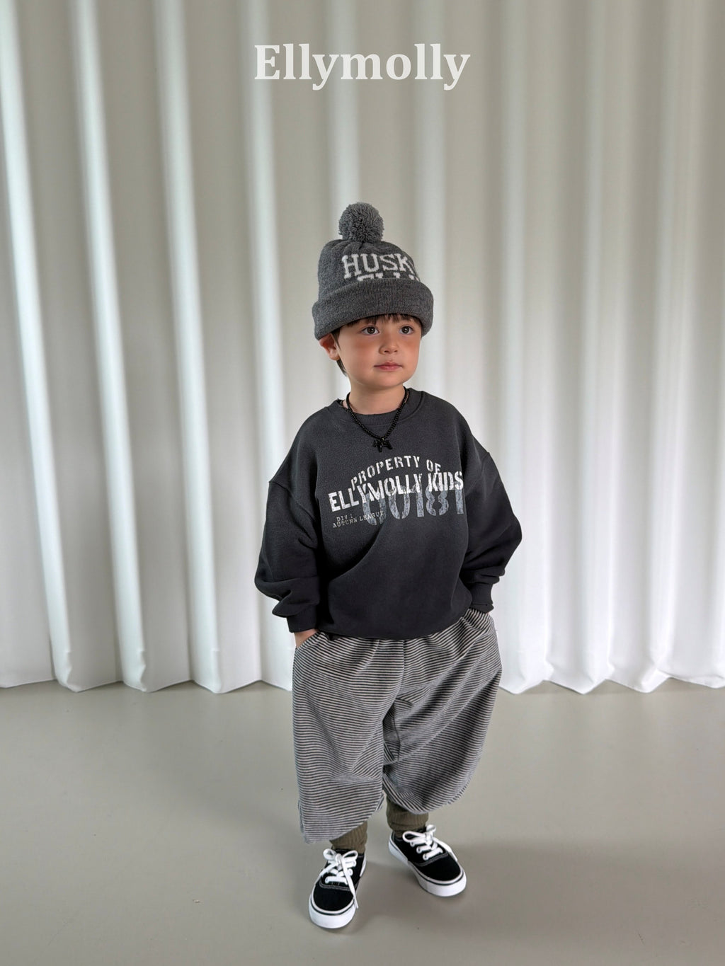 Elly Molly Vintage Washed Sweatshirt