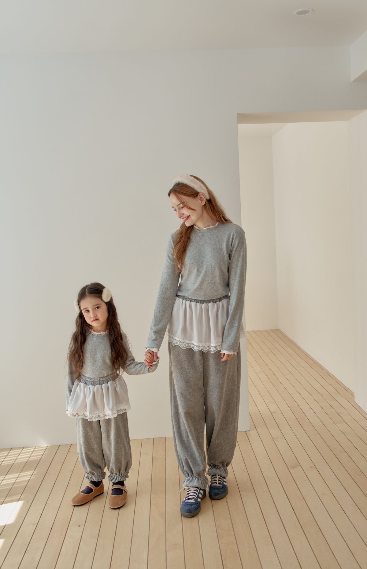 momoann Satin Jogger Pants
