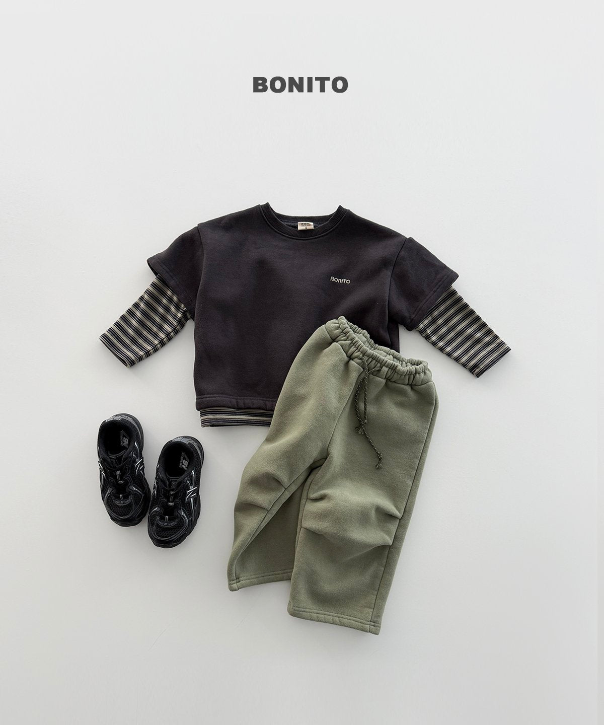 bonito ピンタック ストレートパンツ
