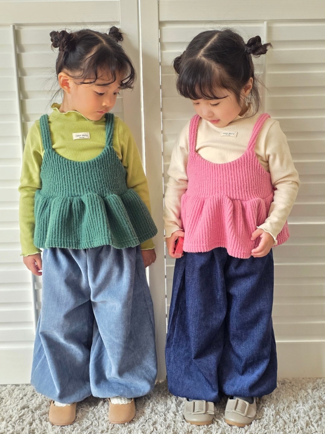 color ハグ ニットビスチェ