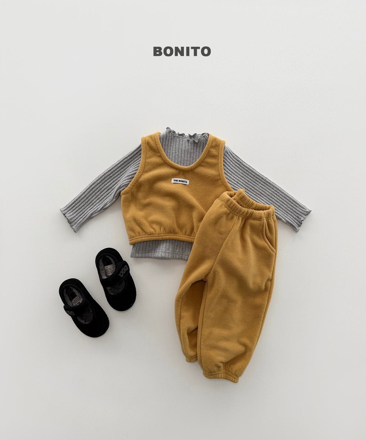 bonito ビスケット ベスト上下セット