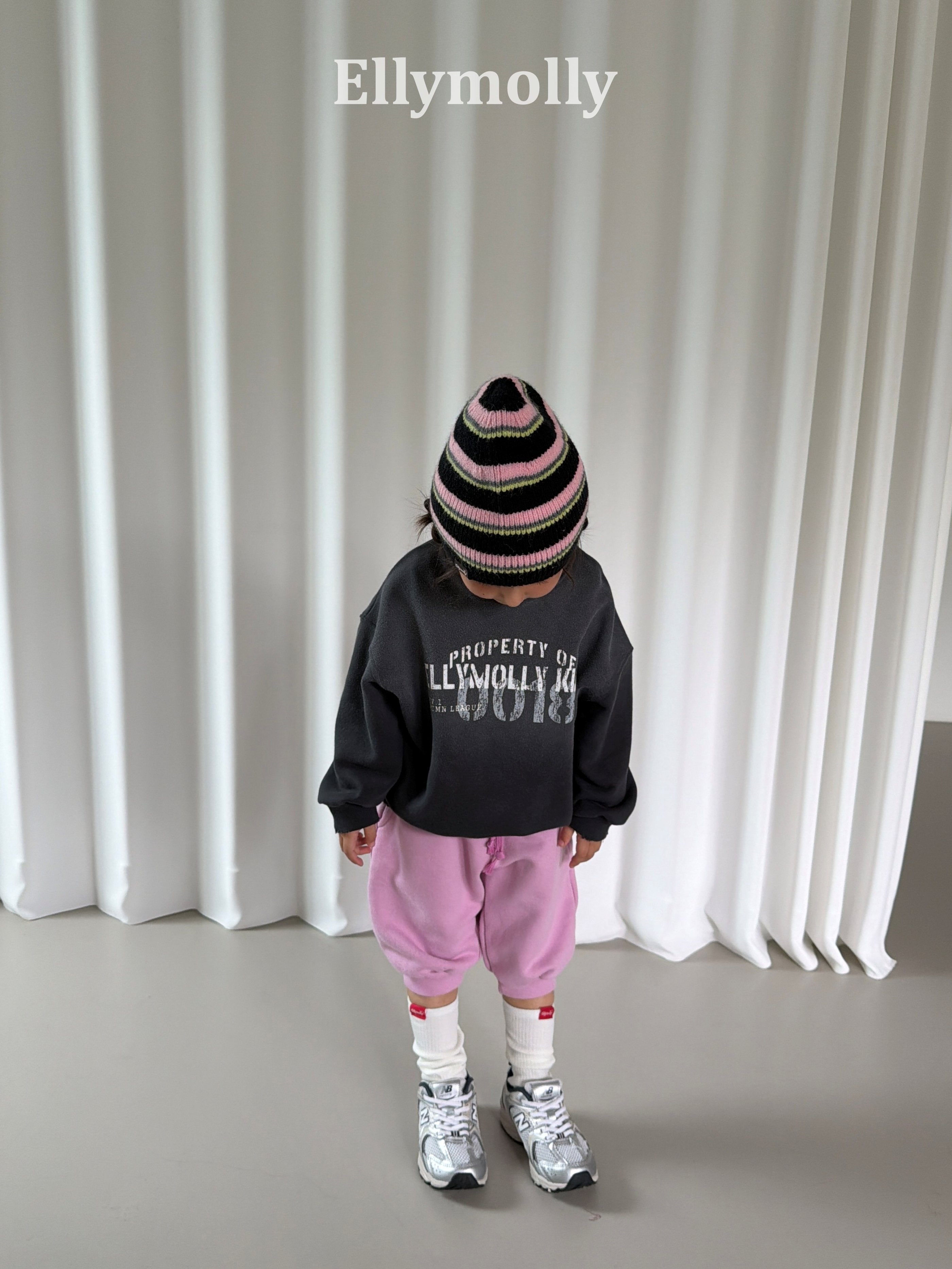 Elly Molly Vintage Washed Sweatshirt