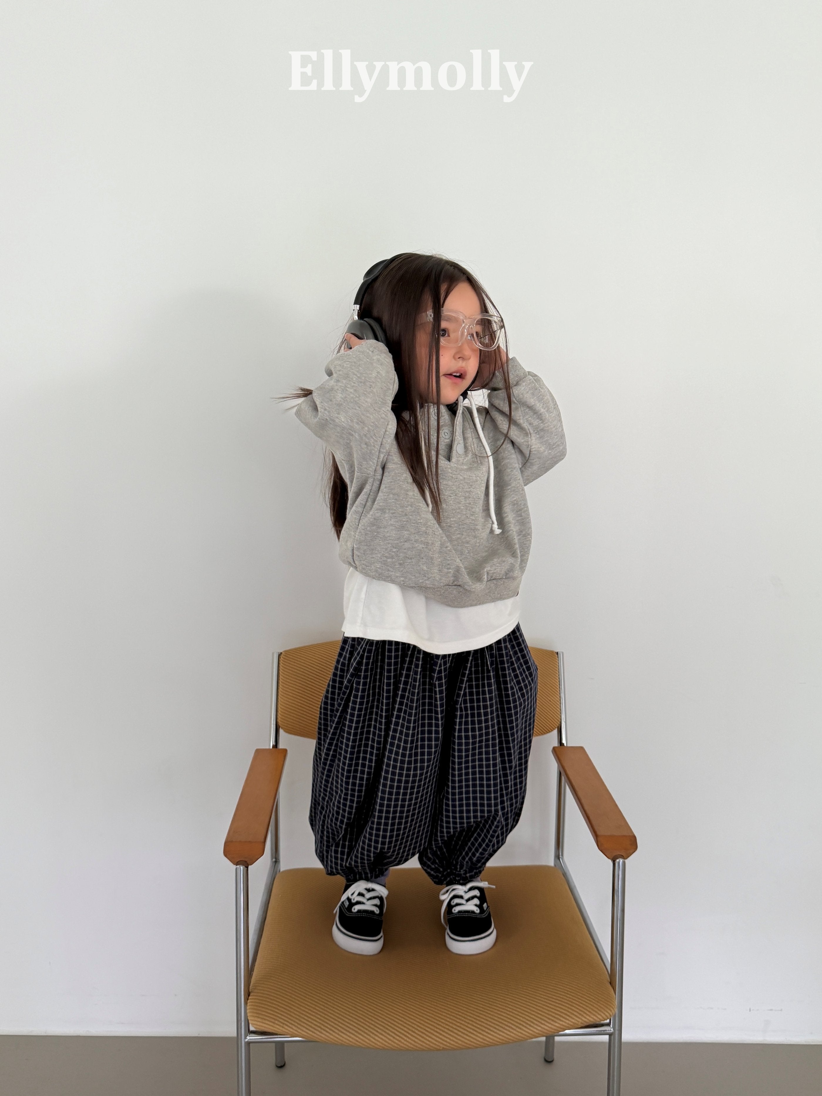 Elly Molly Two Tone Harbor Sweatshirt
