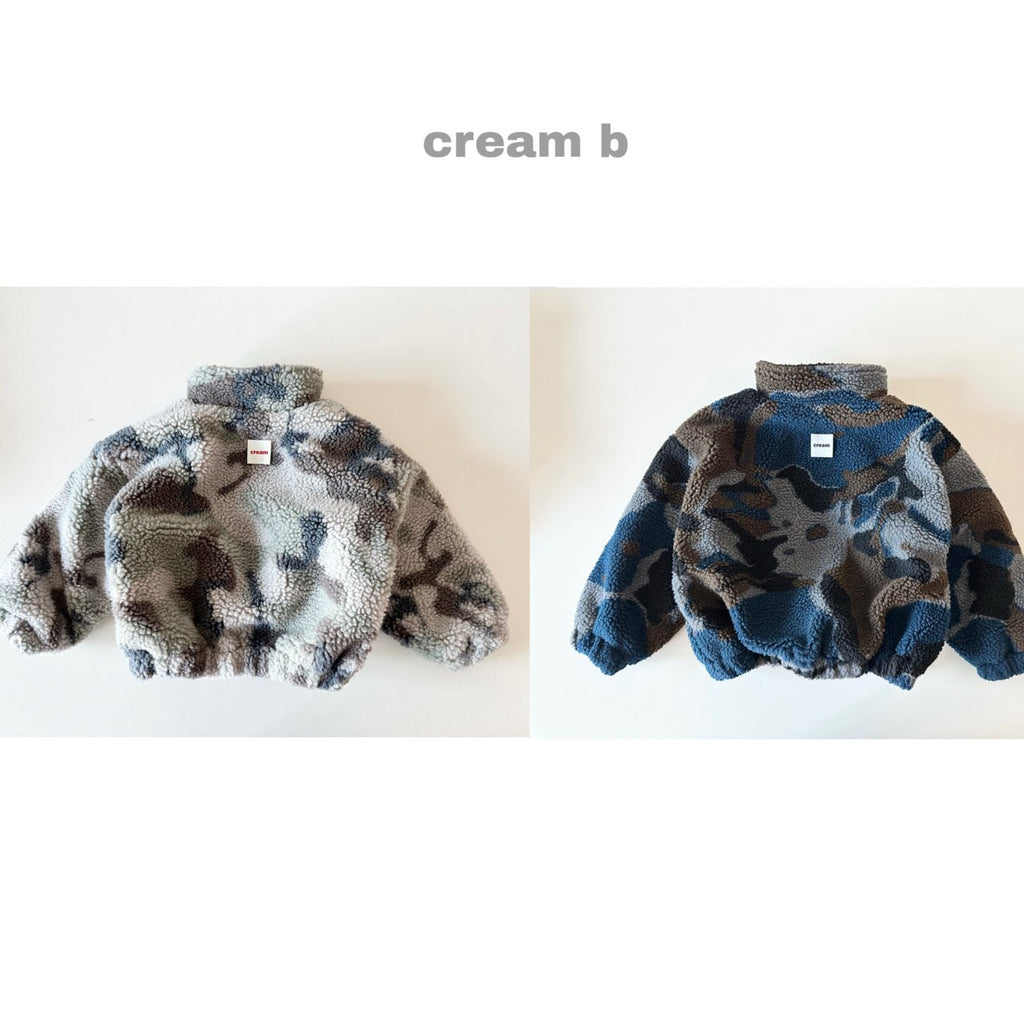 Creambbang Fleece Camo Jumper