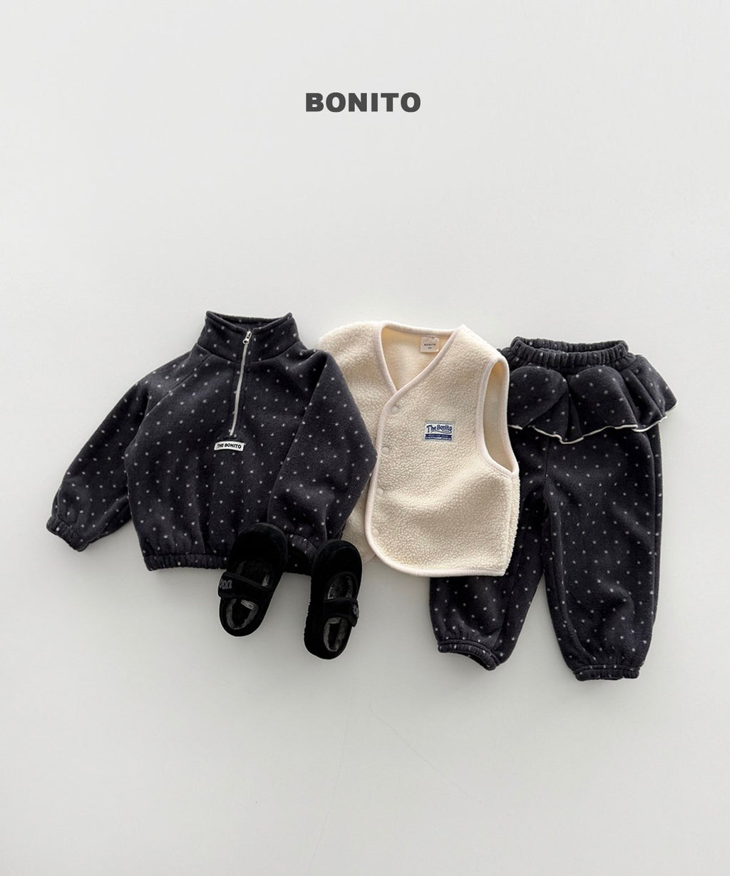 bonito ドットフリル ハーフジップセット