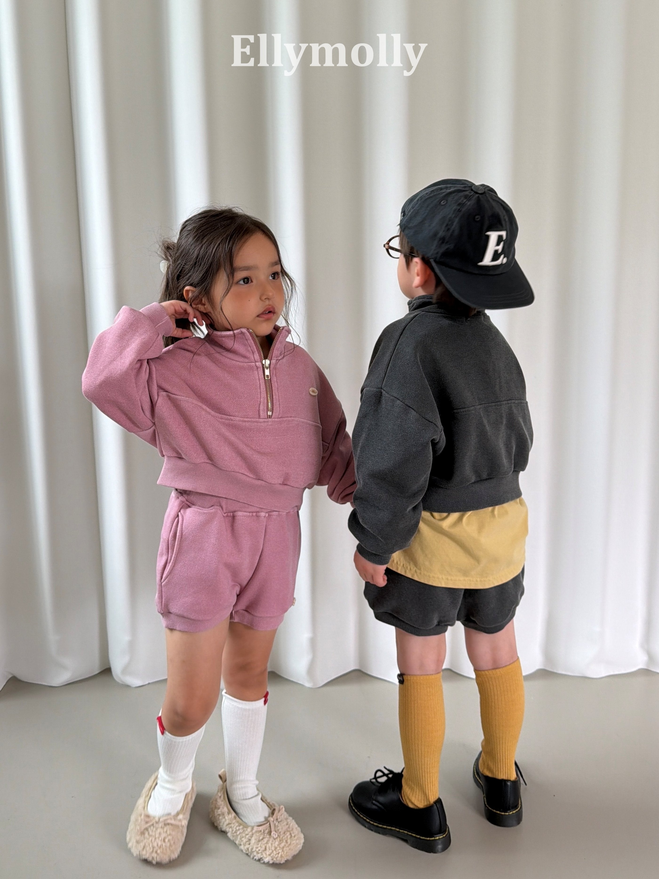 Elly Molly Arch Pigment Half Zip-up