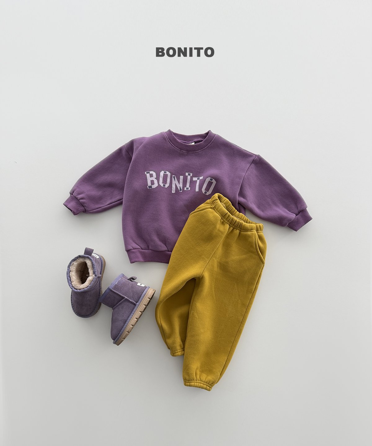 bonito ラフ ロゴスウェット