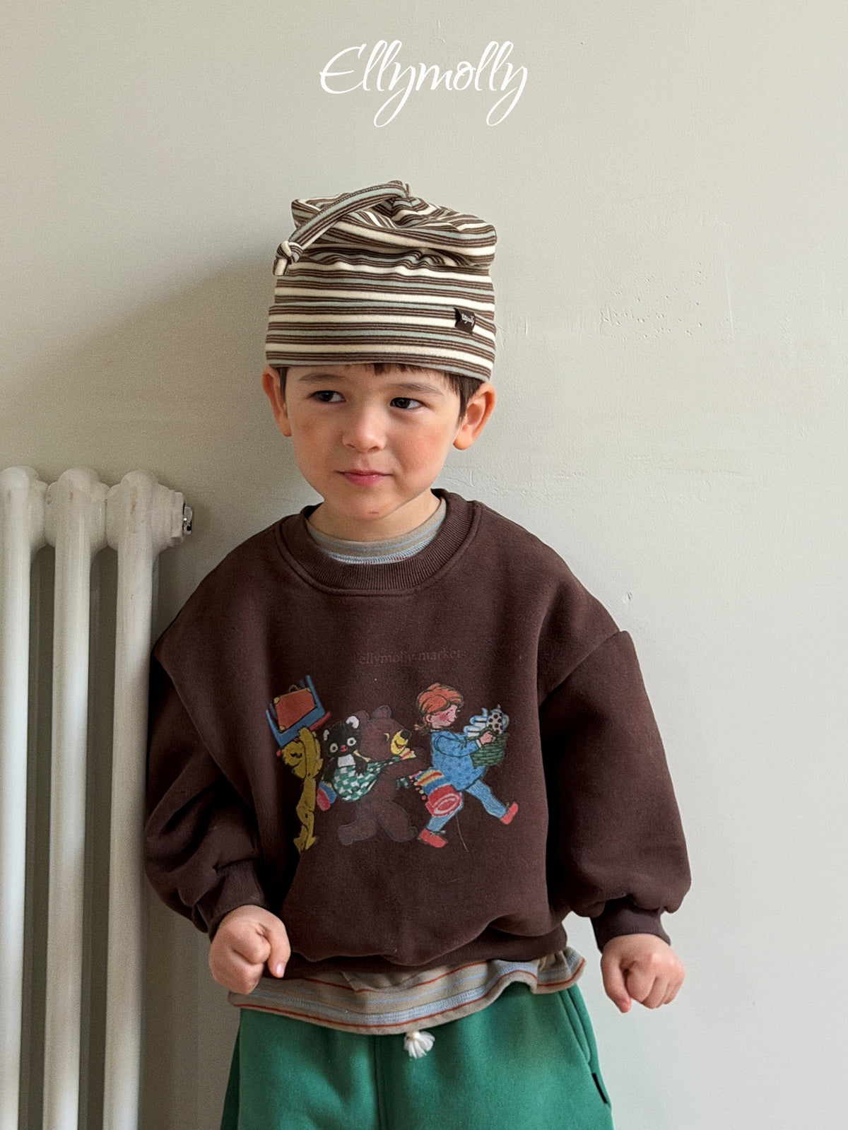 Elly Molly Market Friends Sweatshirt