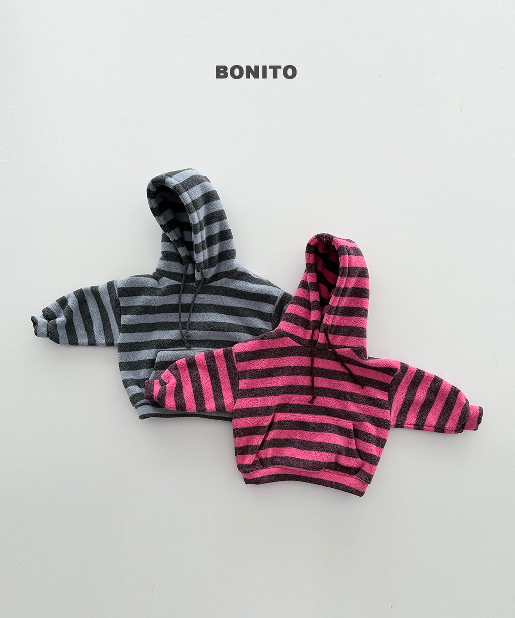 bonito テンガン フリースパーカー