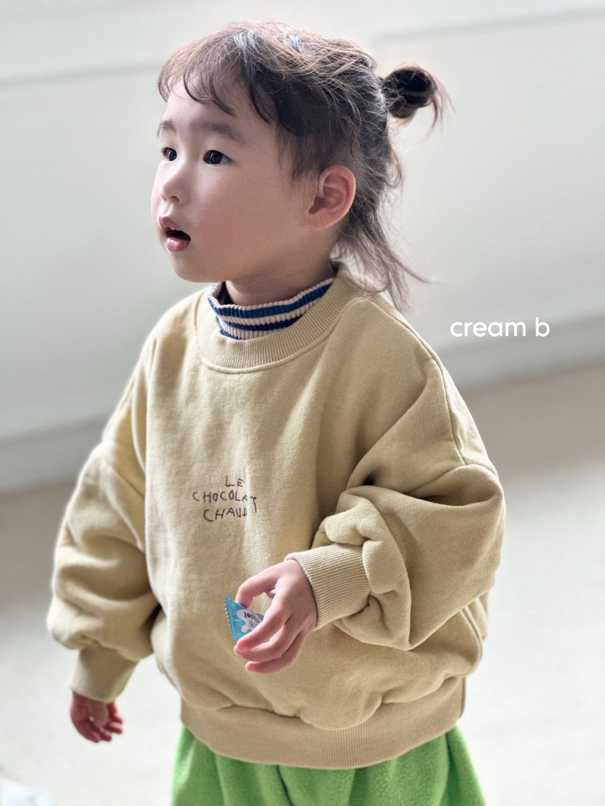 Creambbang Chocolat Brushed Sweatshirt