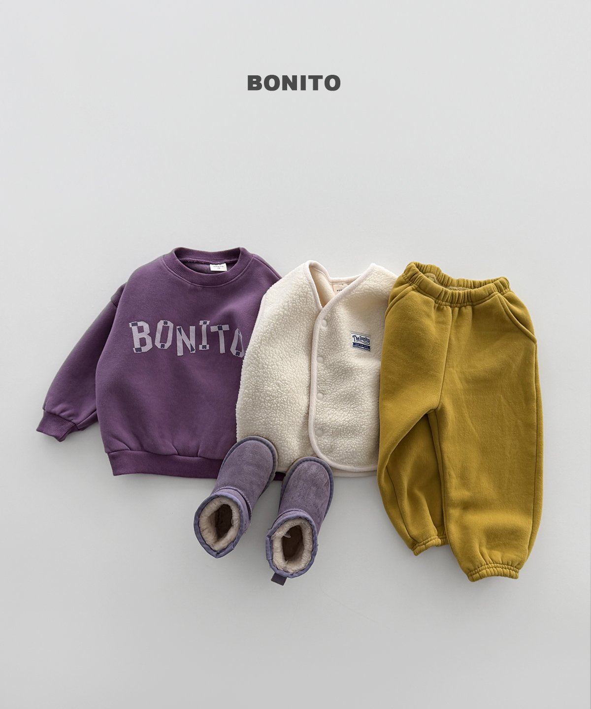 bonito ラフ ロゴスウェット