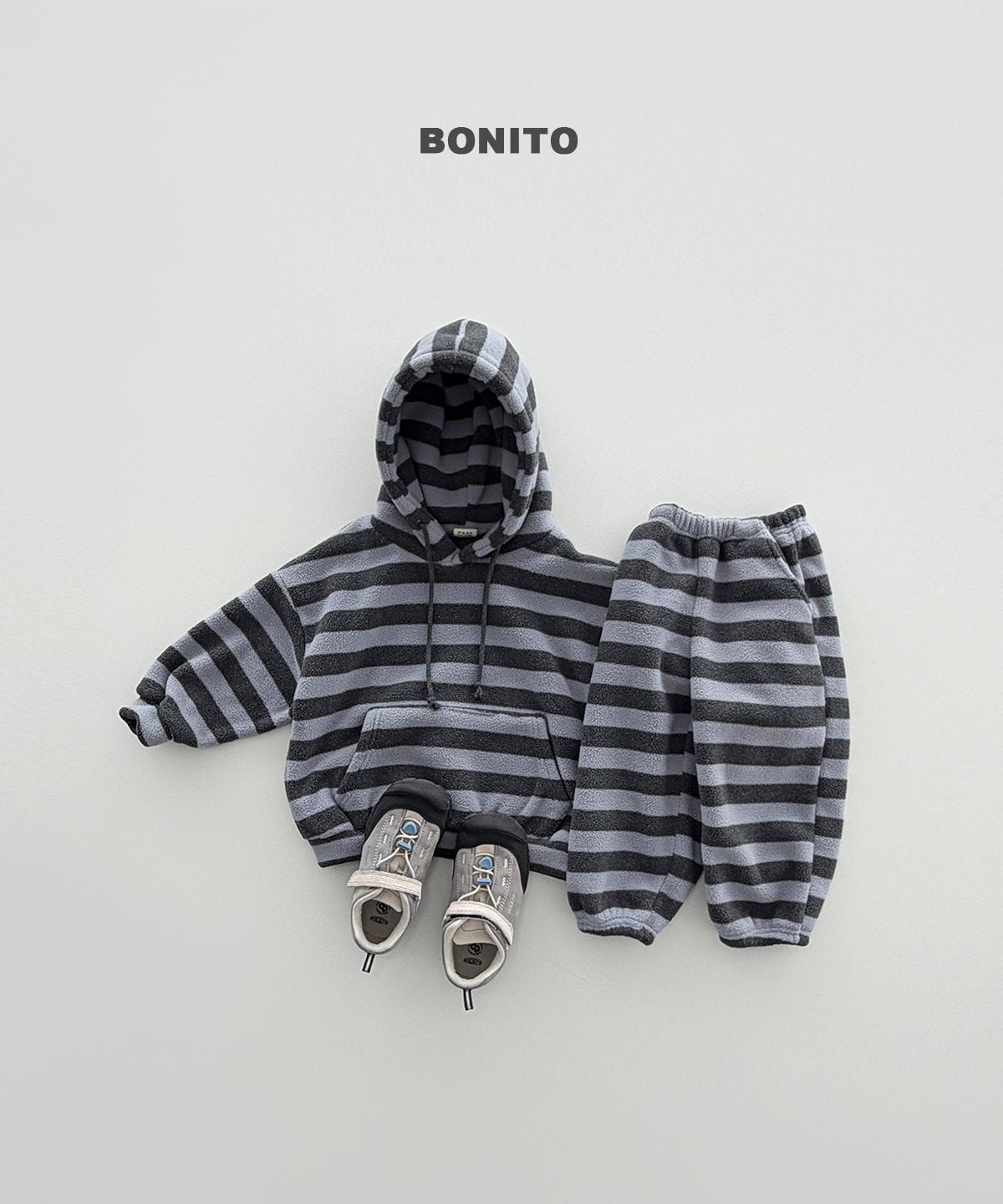 bonito テンガン フリースパーカー