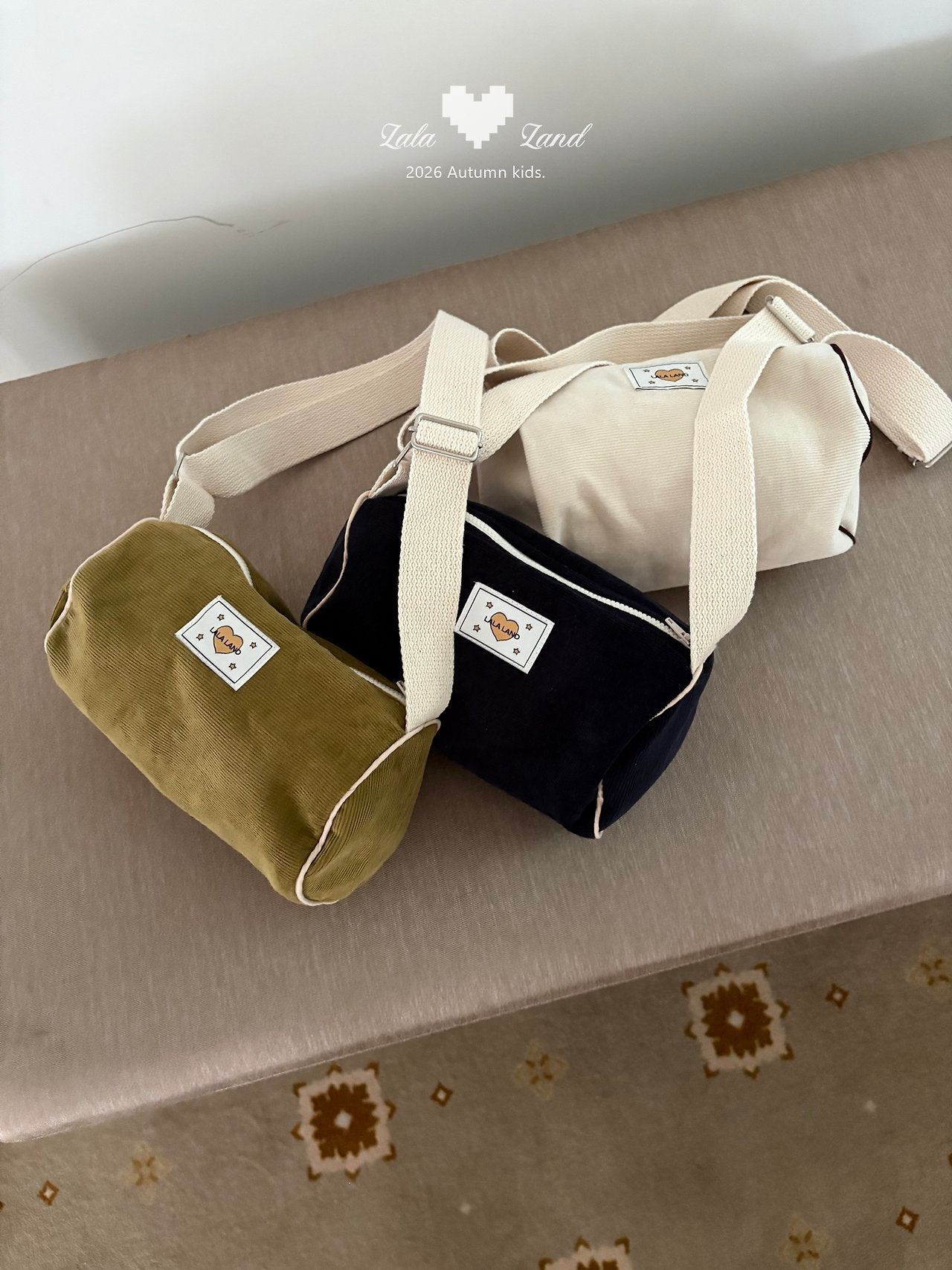 Lalaland Corduroy Crossbag