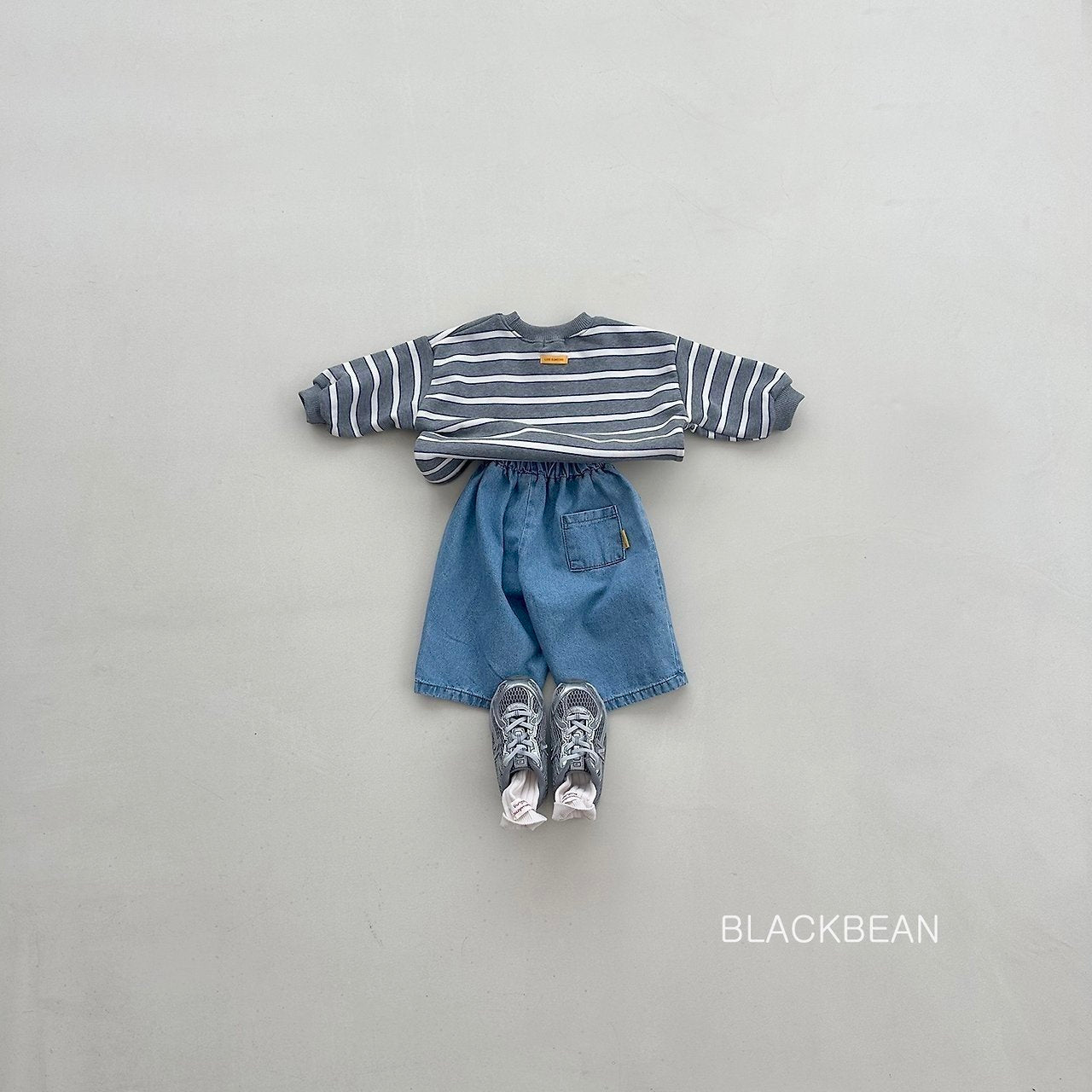 Black Bean J Sweatshirt 8