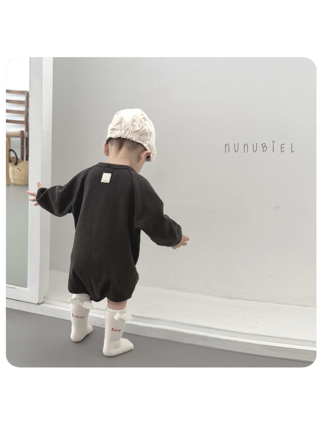 Nunu Biel Tokyo Suit 9
