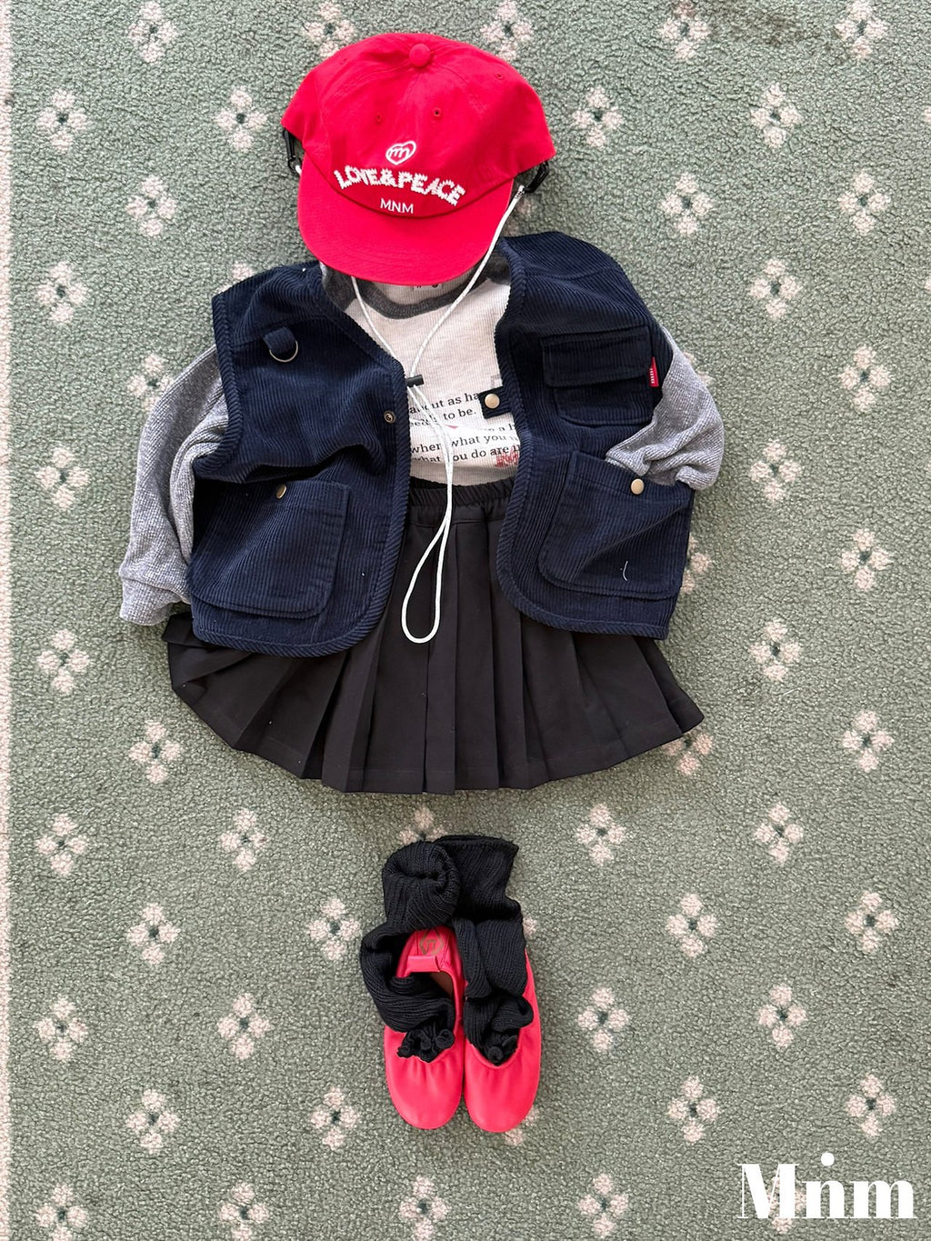Minimal Printing Raglan Tee