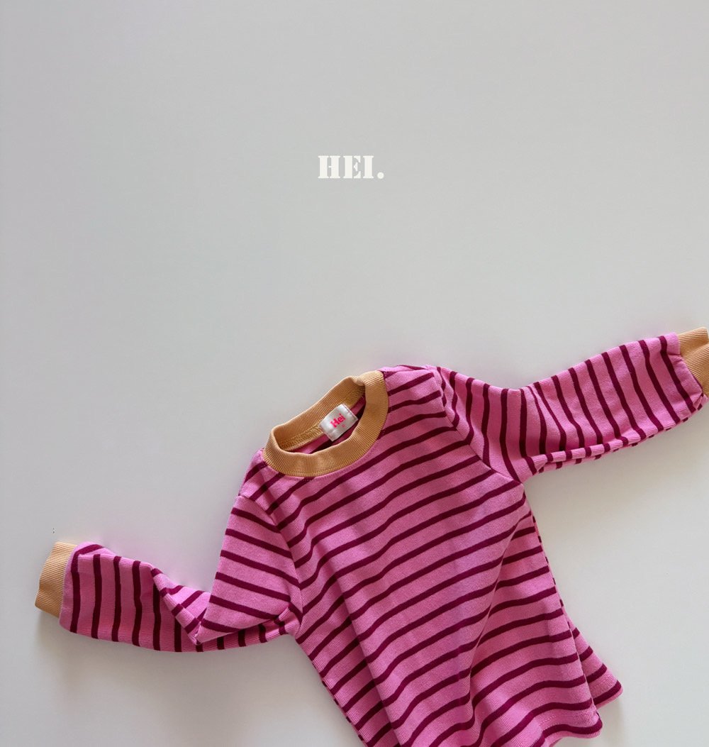 Hei Buddy Tee