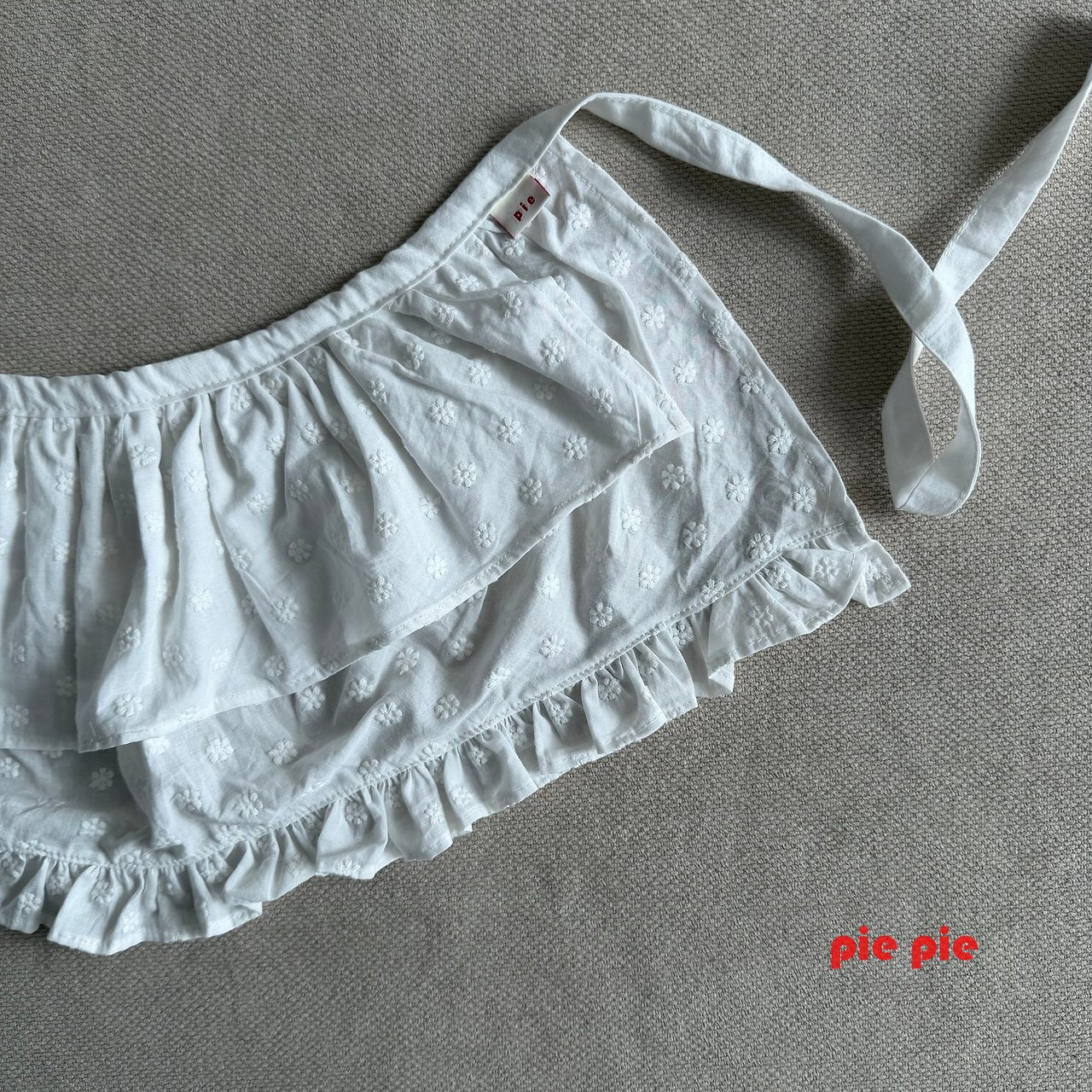 pie Baby Breath Apron Skirt