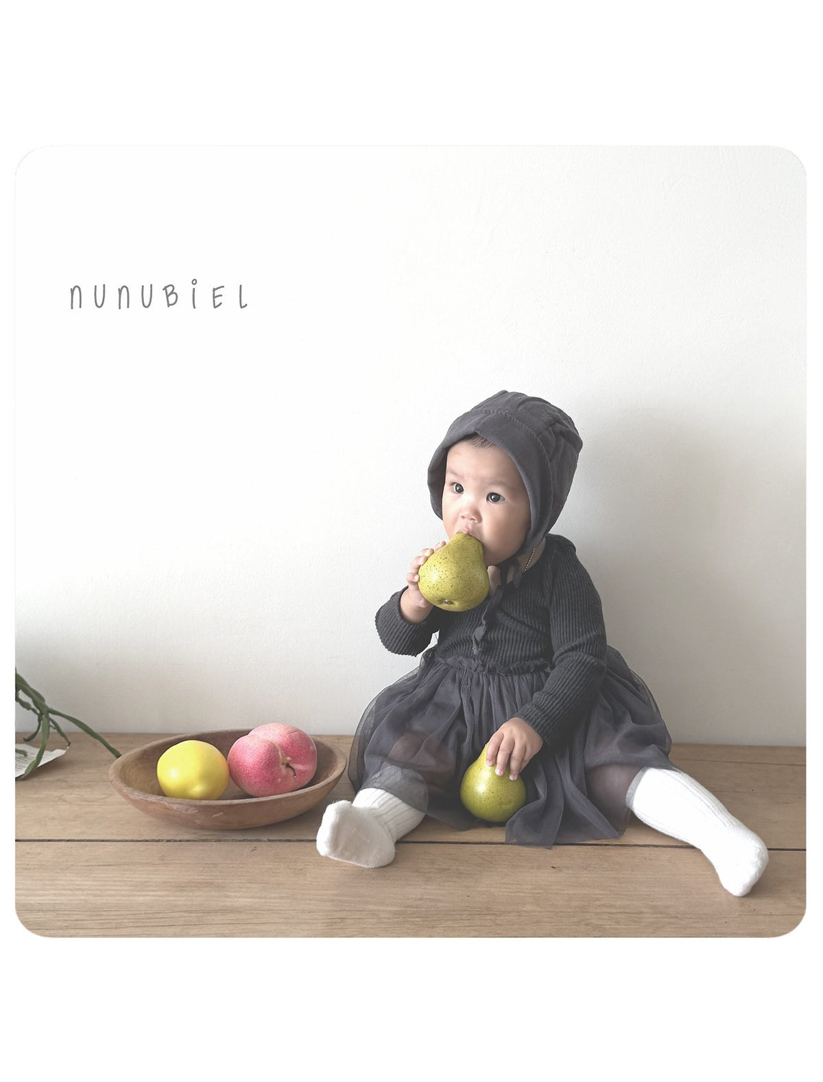 Nunu Biel Ribbed Suit 11
