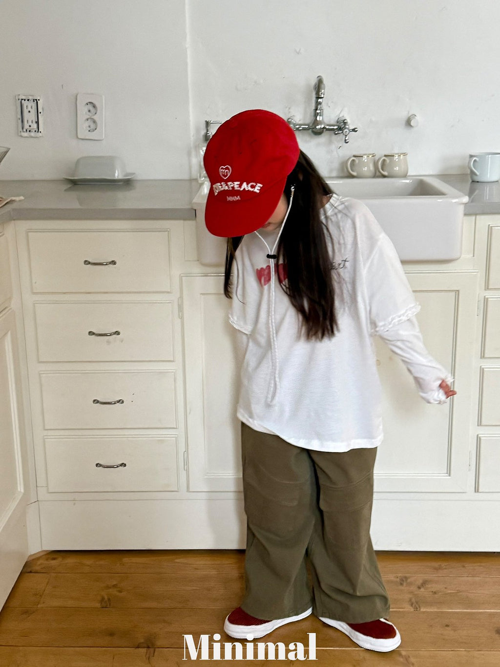 Minimal Groove Cargo Pants