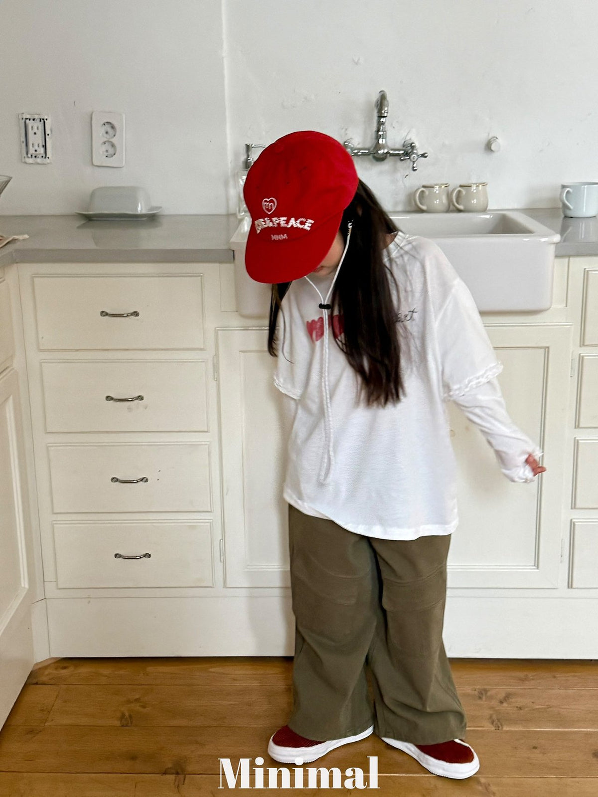 Minimal Groove Cargo Pants